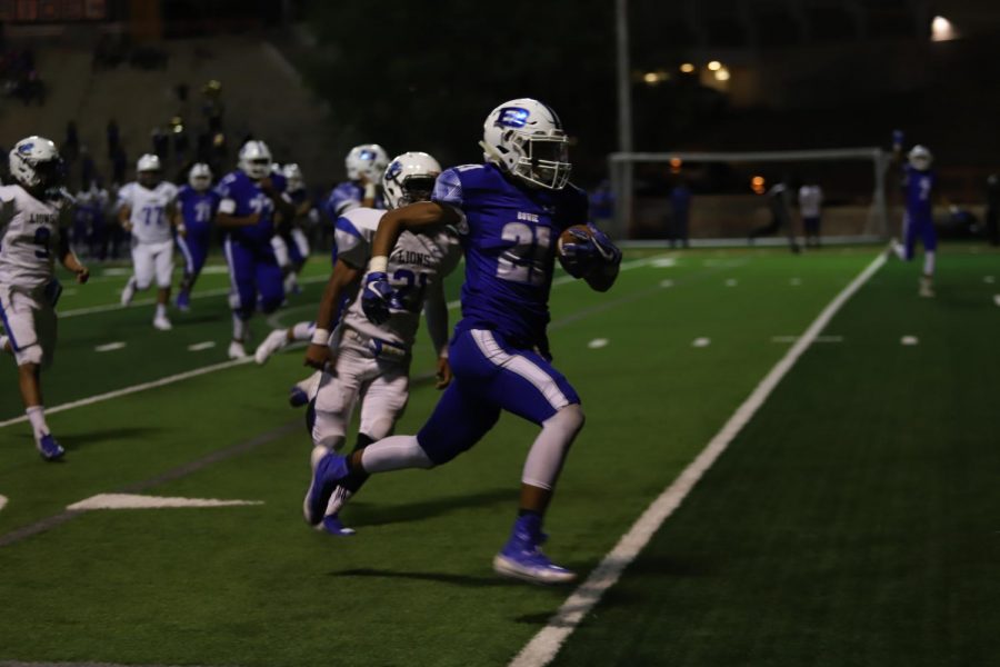 Nathan Felix's game-winning touchdown gave Bowie a 7-6 win Friday night.